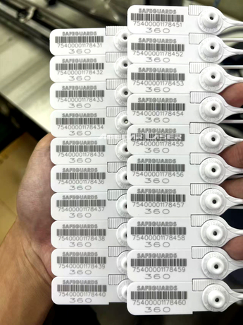 laser engraving machine for plastic.jpg